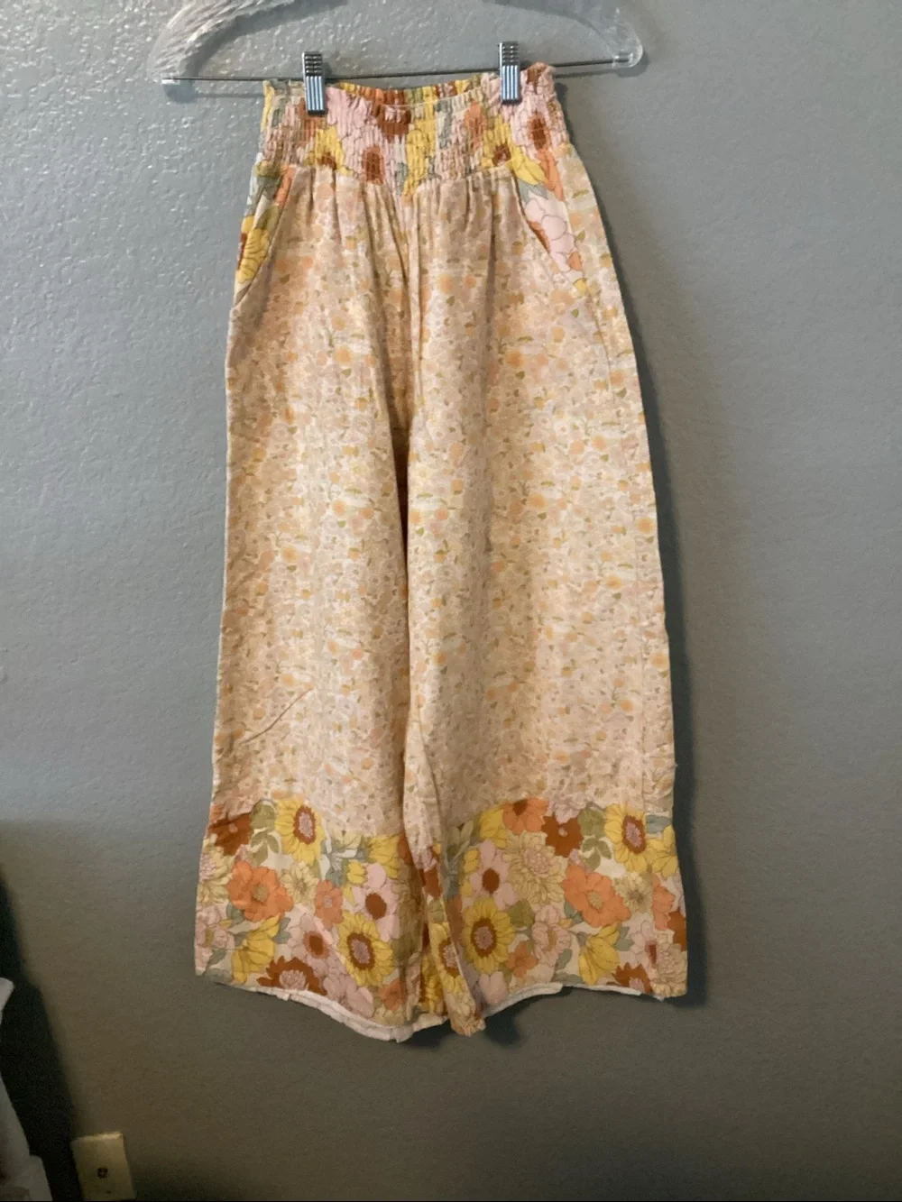 American Eagle Outfitters lightweight wide